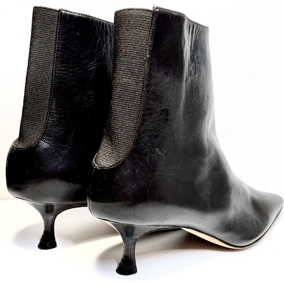 Manolo Blahnik Brown Leather Kitten Heel Booties 8 - Picture 6 of 11